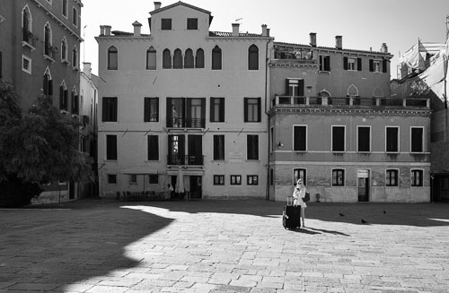yeos_Leica_LEICA-Q2_230611090500001.jpg