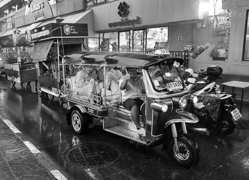 yeos_Leica_LEICA-Q2_230702173800001.jpg