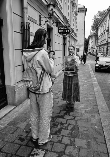 yeos_Leica_LEICA-Q3_240517190700001.jpg