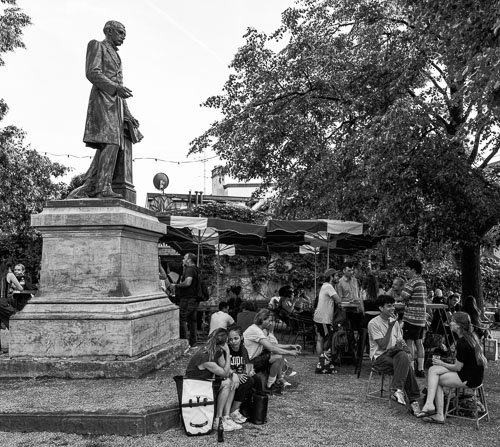yeos_Leica_LEICA-Q3_260817192200001.jpg