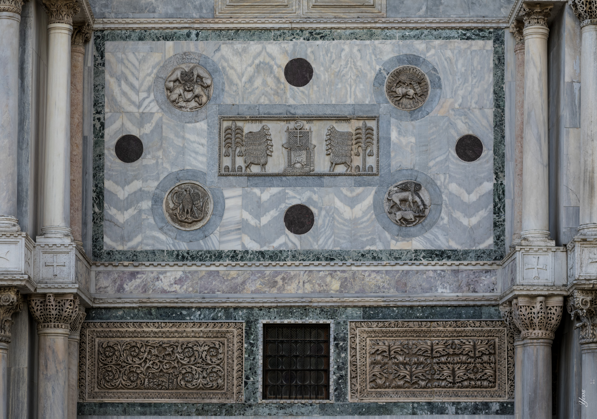 L1001372-100.jpg
